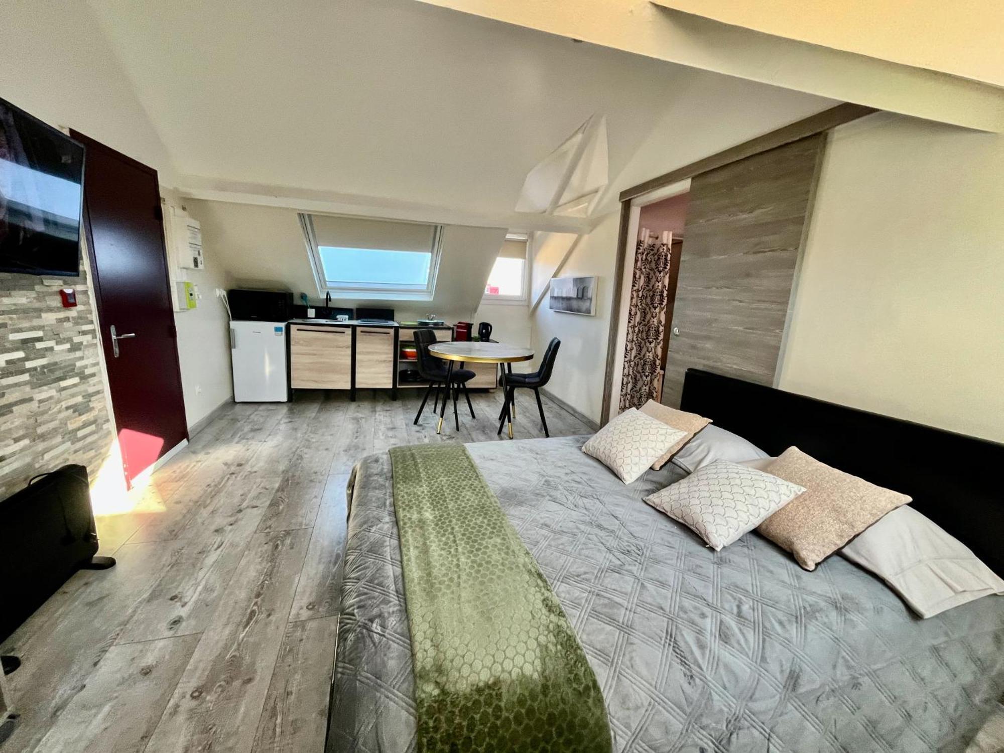 La Villa L'Oiseau Bleu Proche De La Plage Et De Deauville !!! Awards 2025 Blonville-sur-Mer Rom bilde